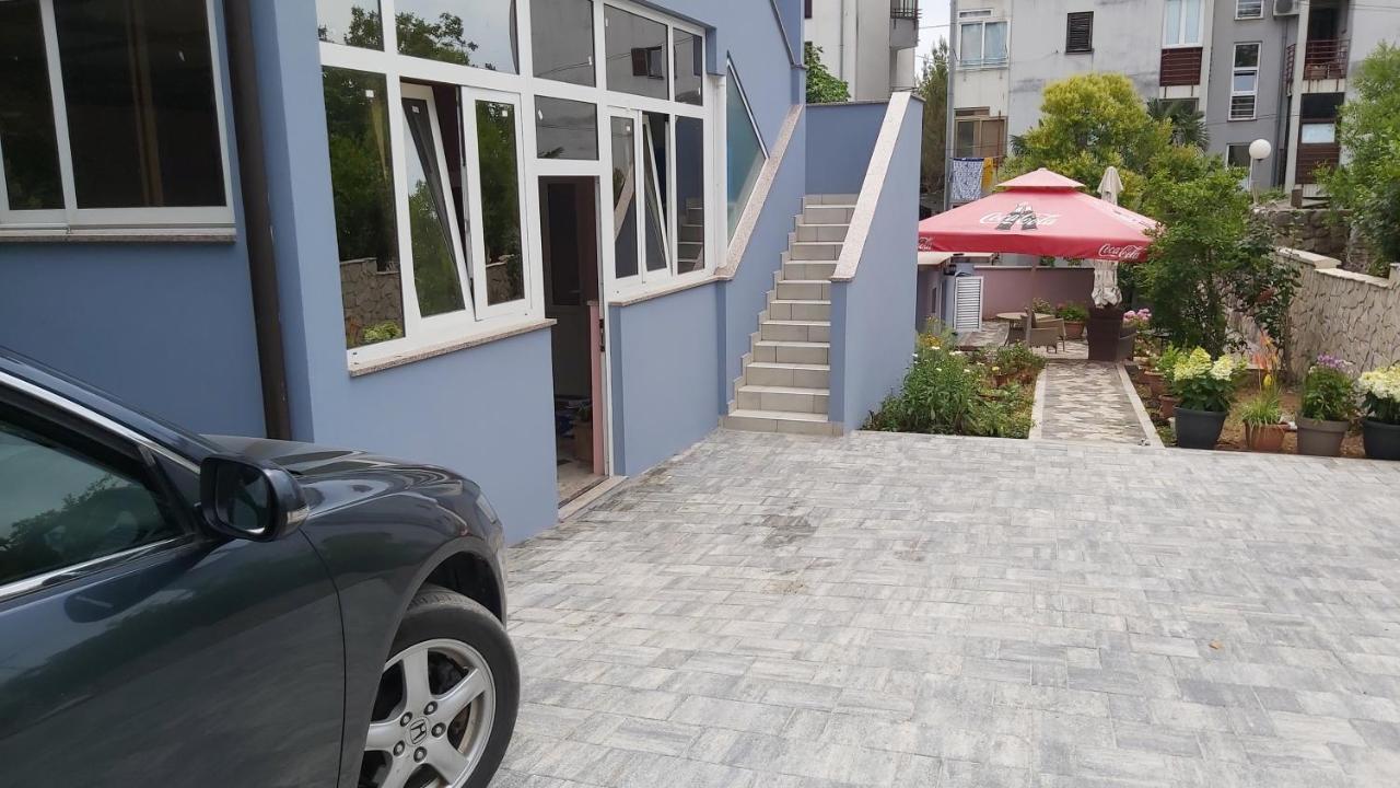 Apartments Ella Rovinj Luaran gambar