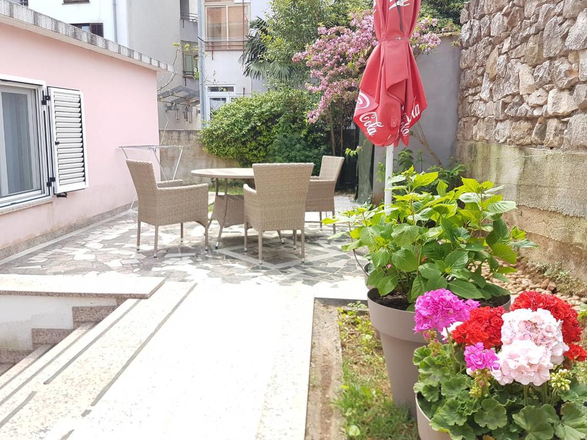 Apartments Ella Rovinj Luaran gambar