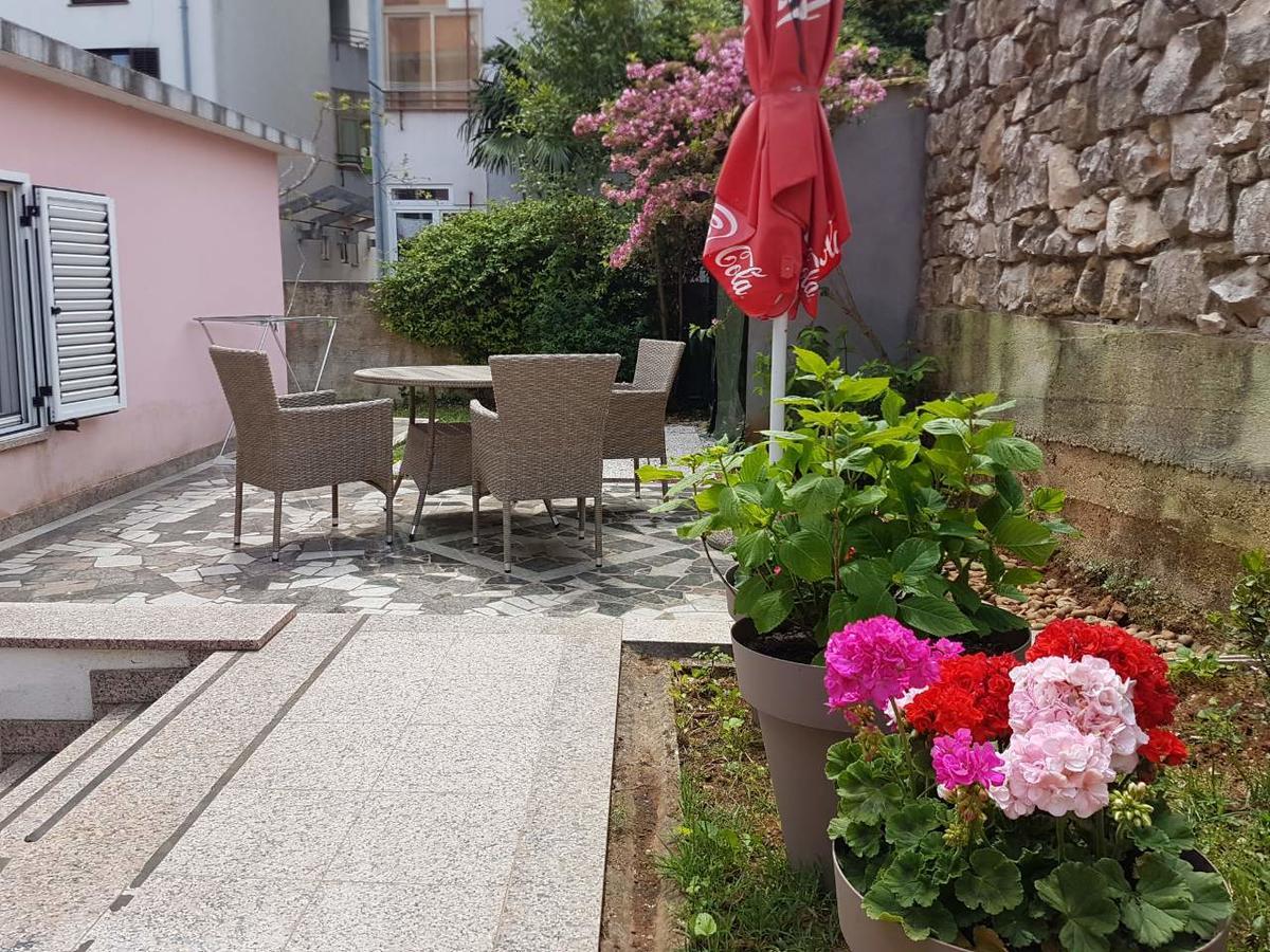 Apartments Ella Rovinj Luaran gambar