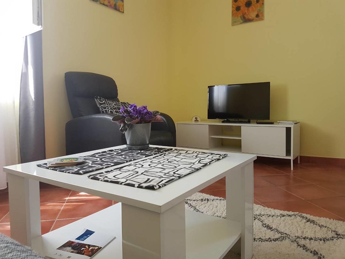 Apartments Ella Rovinj Luaran gambar