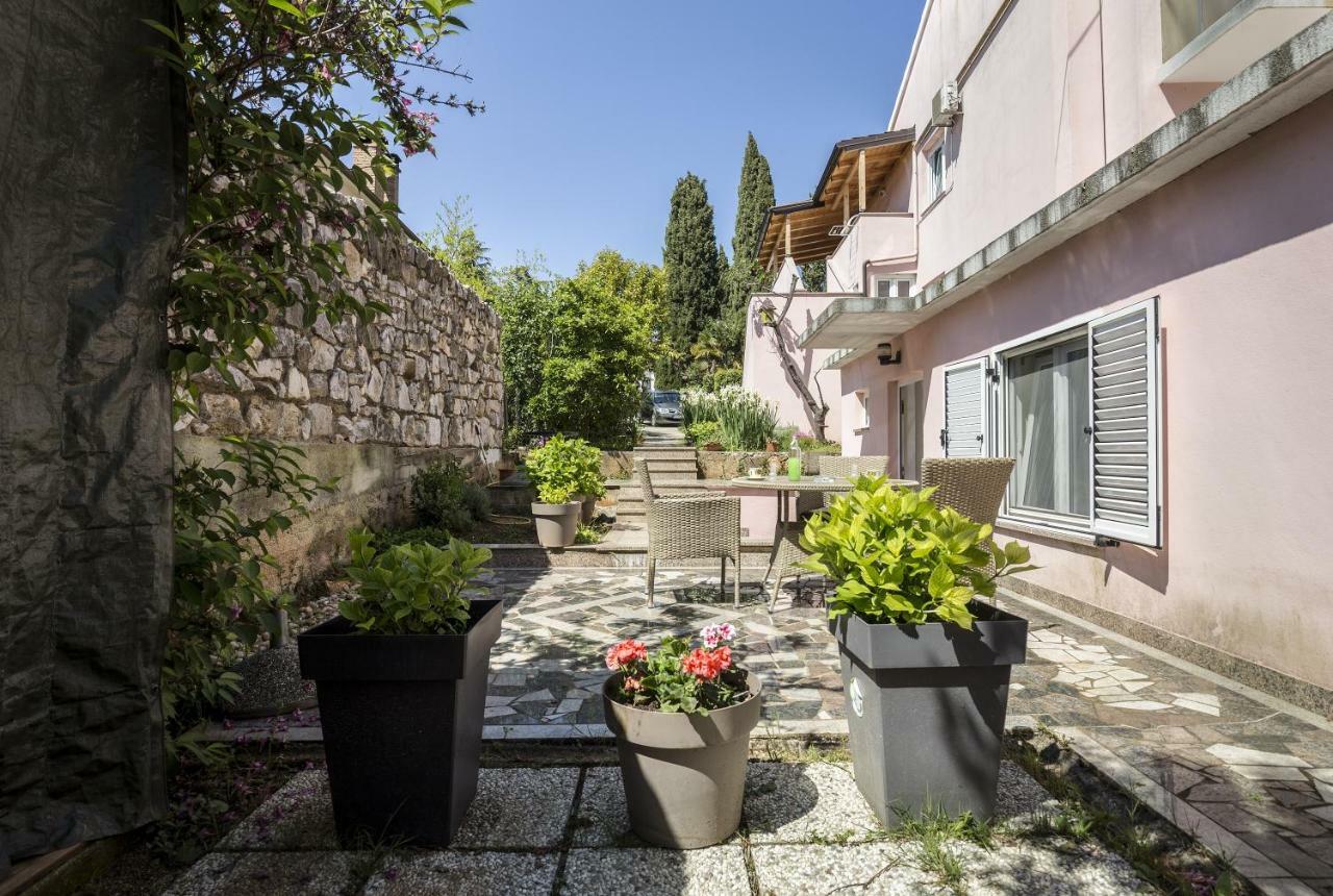 Apartments Ella Rovinj Luaran gambar